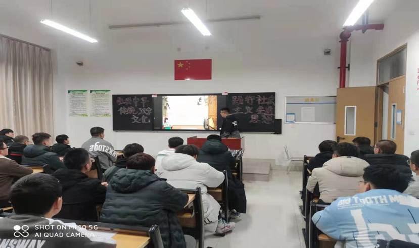 eae3b615b05ebfb6c773bccfe83e914